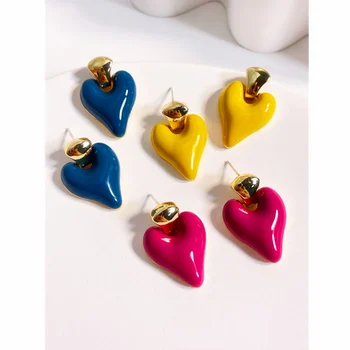 Серьги с персиковым сердечком в стиле Ретро с цветной эмалью, Металлические серьги-гвоздики для женщин и девочек, Французские украшения для путешествий HAUNQI